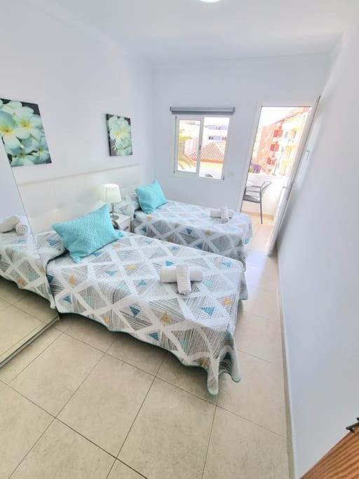 Suecia Lirio Apartment Los Cristianos  Bagian luar foto