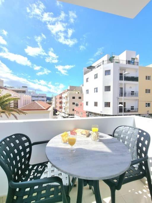 Suecia Lirio Apartment Los Cristianos  Bagian luar foto