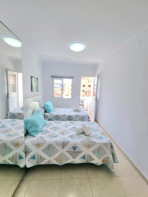 Suecia Lirio Apartment Los Cristianos  Bagian luar foto